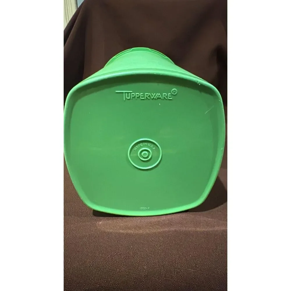 Vintage 70's Tupperware Servalier Apple Green 1222 Tall Storage Container